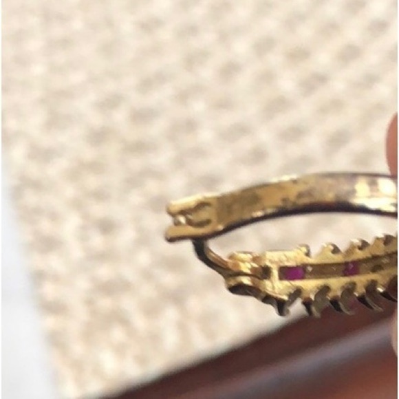 Stamped R 925 China Hoop Earrings - Picture 8 of 8